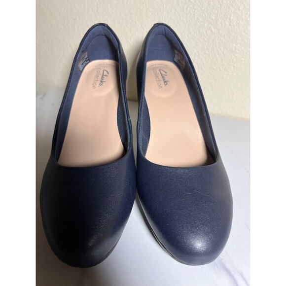 Clarks Collection Women's Navy Blue Leather Heels Size 8.5 Ultimate Comfort - Picture 2 of 7